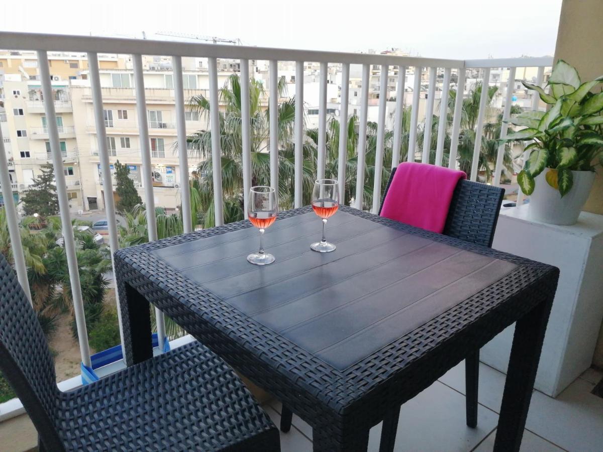 Seabreeze Apartment St. Paul's Bay Bagian luar foto